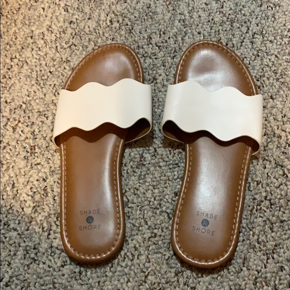 White scallop strap sandal